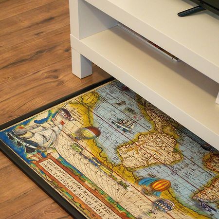 Puzzle Studio Bukarest Kültér fotó