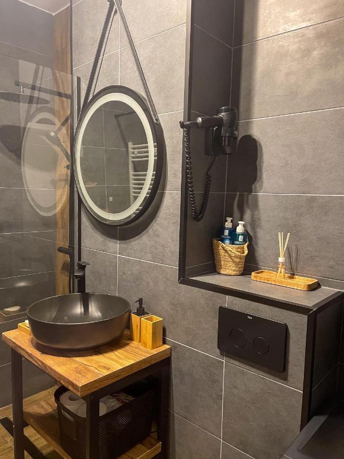 Puzzle Studio Bukarest Kültér fotó